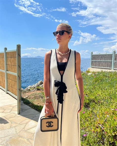 sofia richie chanel bag